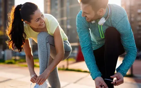 Cardio rano czy wieczorem: co wybrać dla lepszych wyników?