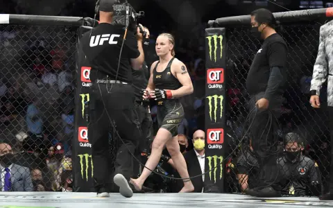 Waga piórkowa kobiet ile kg – poznaj kluczowe informacje o UFC
