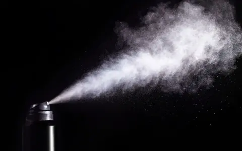 Jak używać gazu pieprzowego, aby skutecznie się bronić przed zagrożeniem