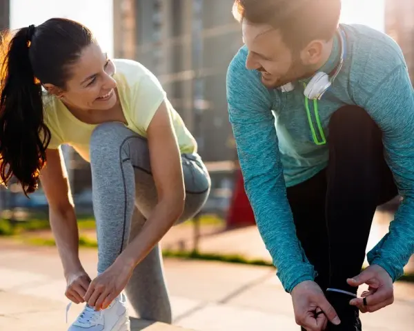 Cardio rano czy wieczorem: co wybrać dla lepszych wyników?