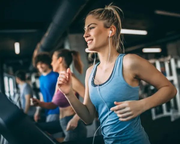 Jakie cardio na siłowni wybrać, aby osiągnąć najlepsze efekty?