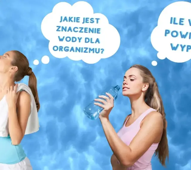 Dwie kobiety zastanawiają się, jak nawodnić organizm. Jedna pije wodę, druga trzyma butelkę.