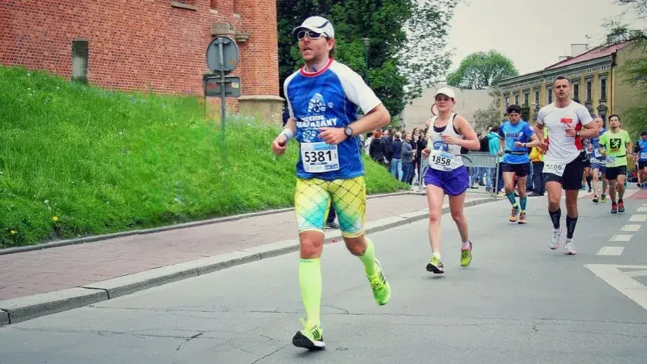 Zdjęcie Jak przebiec maraton od zera i uniknąć kontuzji w treningu